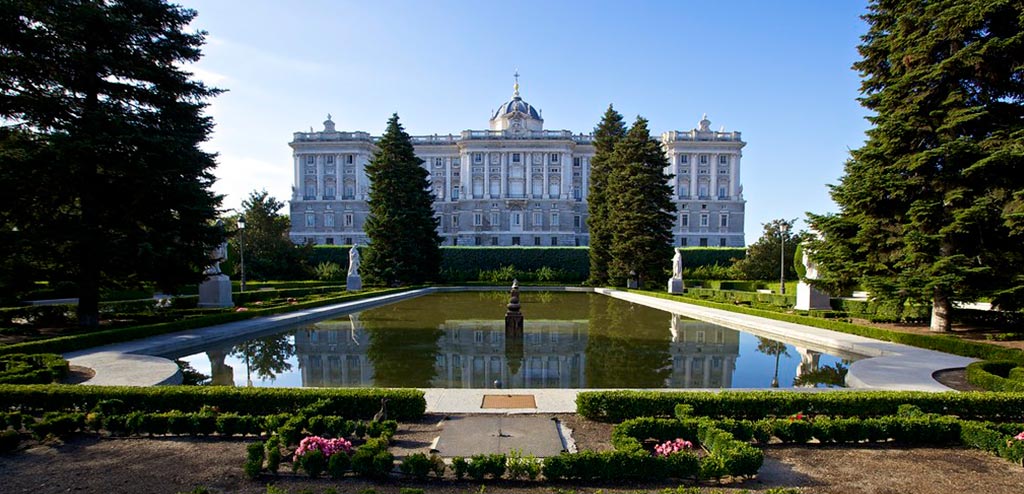 Jardines de Sabatini one of my favorite views in Madrid